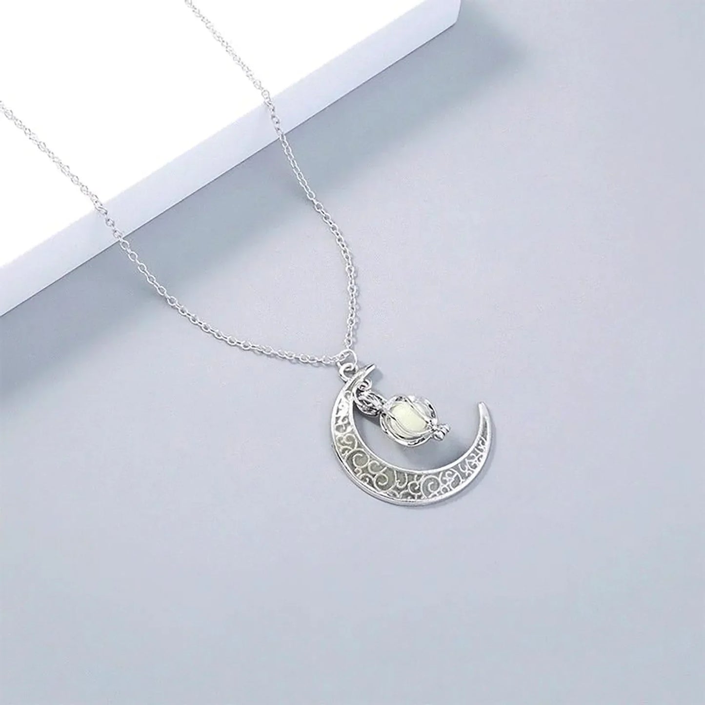 Womens Teen Girls Luminous Moon Necklace Moon Pendants Chain