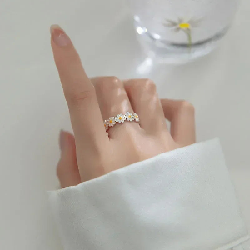 Fashion Vintage Daisy Flower Rings For Women Style Adjustable Opening